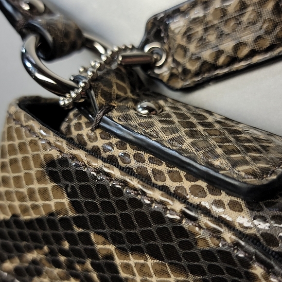 Coach snake embossed leather cross body bag - Picture 2 of 4